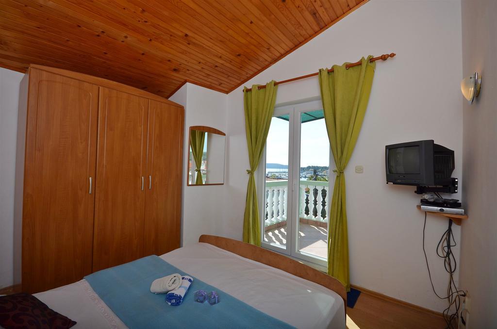 Apartments Nada Водице Екстер'єр фото