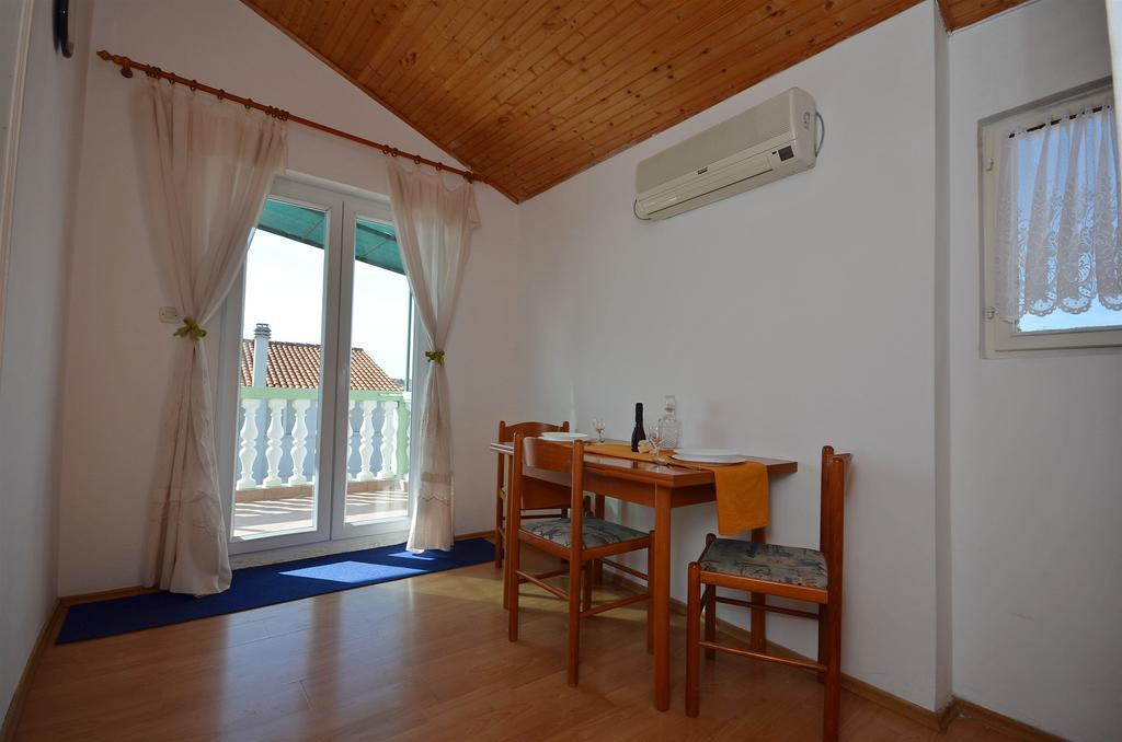 Apartments Nada Водице Екстер'єр фото