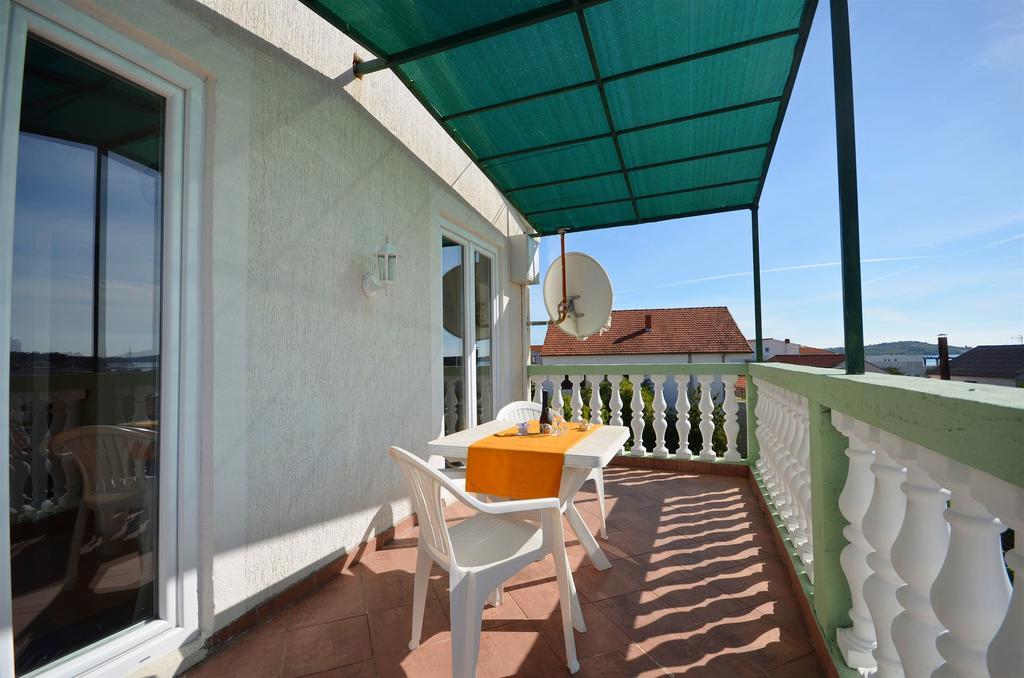 Apartments Nada Водице Екстер'єр фото