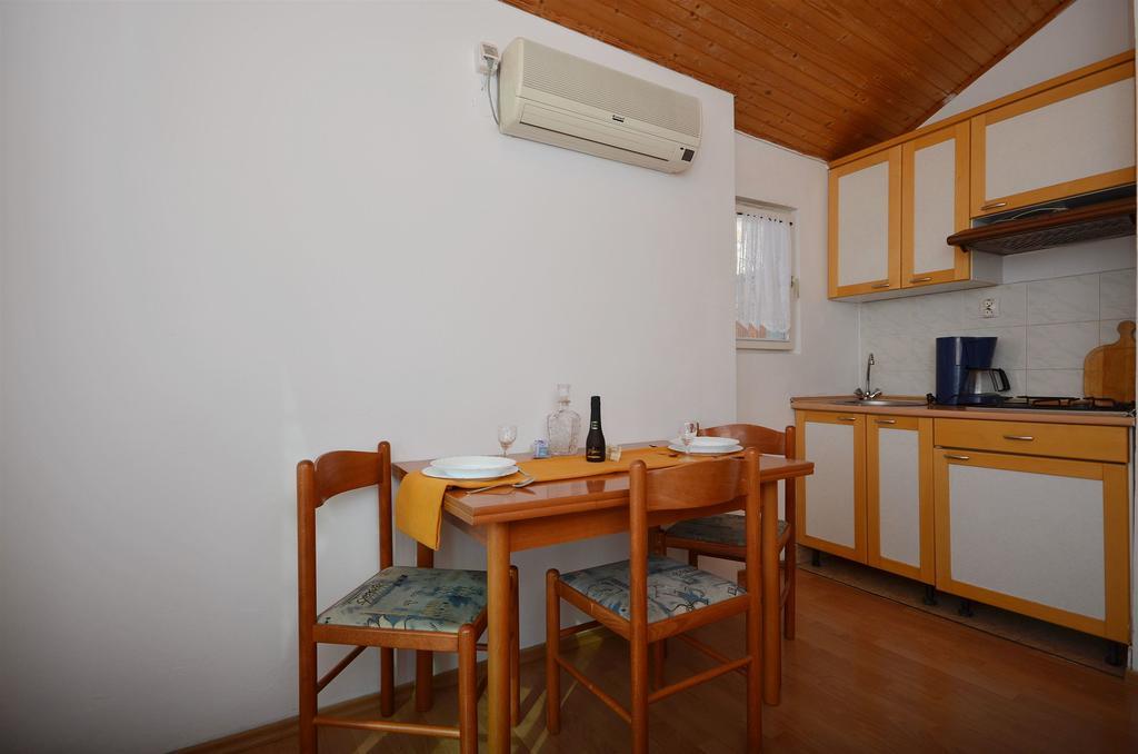 Apartments Nada Водице Екстер'єр фото